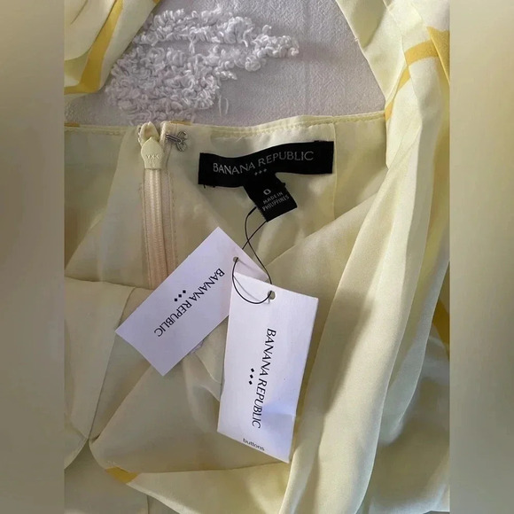 Banana Republic Pleated Halter Top - Picture 7 of 13